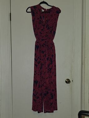 Sleeveless Floral Print Jumpsuit Dress in Burgundy and Black